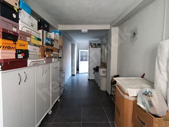 İZMİR GAZİEMİR SARNIÇDA BAHÇELİ , MÜSTAKİL ,SATILIK 2 KATLI EV - Görsel 19