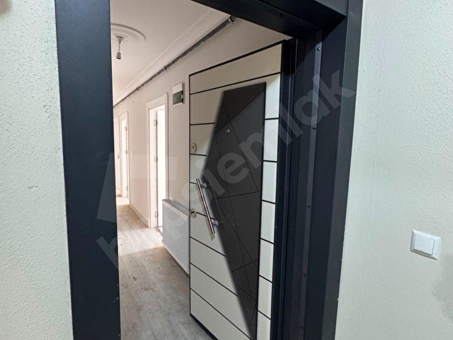 GEMLİKTE YENİ BİNA, ÖZEL OTOPARK DAHİL KAÇIRILMAYACAK FIRSAT! - Görsel 2