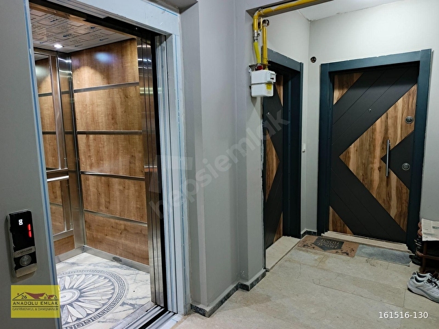 ANADOLU EMLAKTAN SÜTLÜCEDE SATILIK GENİŞ 2+1 DAİRE