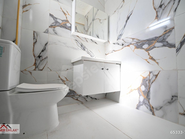AKÇAY YENİMAHALLEDE ▒ DENİZE KORDONA 50MT▒3+1 FIRSAT DAİRE 130M² - Görsel 27
