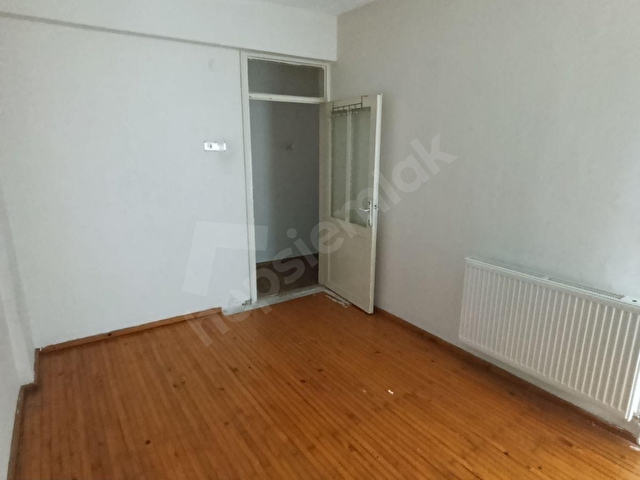 Hürriyet Mh. 3+1 Kiralık Ara Kat Daire - Görsel 14