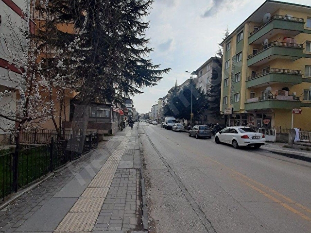 SİNCAN SELÇUKLU MAHALLESİ İBNİSİNA CADDESİ ÜZERİNDE 3+1 FULL YAPILI SATILIK DAİRE - Görsel 30