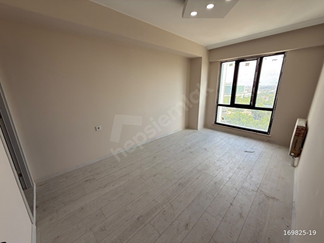 HİCRETDEN MEYDAN PLUS SİTESİNDE 3+1, 120 M² CADDE CEPHELİ DAİRE - Görsel 22