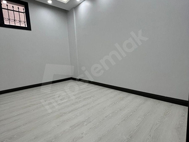 Gültepe Mahallesinde Sıfır Binada Bahçe Katı 1+1 Satılık Lüks - Görsel 7