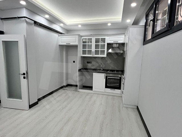 Gültepe Mahallesinde Sıfır Binada Bahçe Katı 1+1 Satılık Lüks - Görsel 4