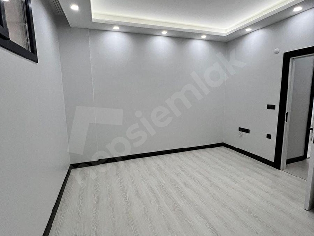 Gültepe Mahallesinde Sıfır Binada Bahçe Katı 1+1 Satılık Lüks - Görsel 8