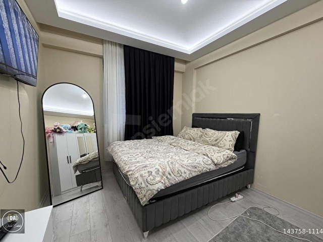 Pelitköyde 2+1 salon mutfak bir hazır kiracılı yatırımlık daire - Görsel 11