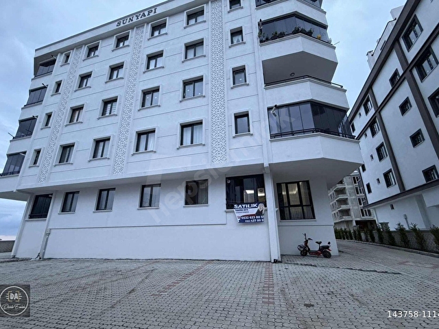 Pelitköyde 2+1 salon mutfak bir hazır kiracılı yatırımlık daire