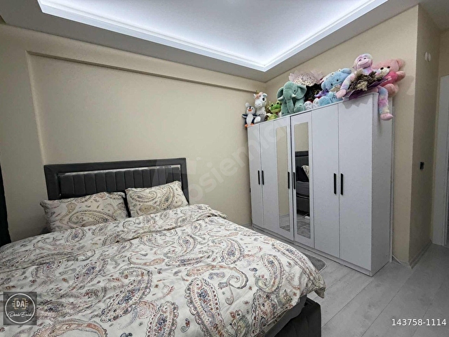 Pelitköyde 2+1 salon mutfak bir hazır kiracılı yatırımlık daire - Görsel 8