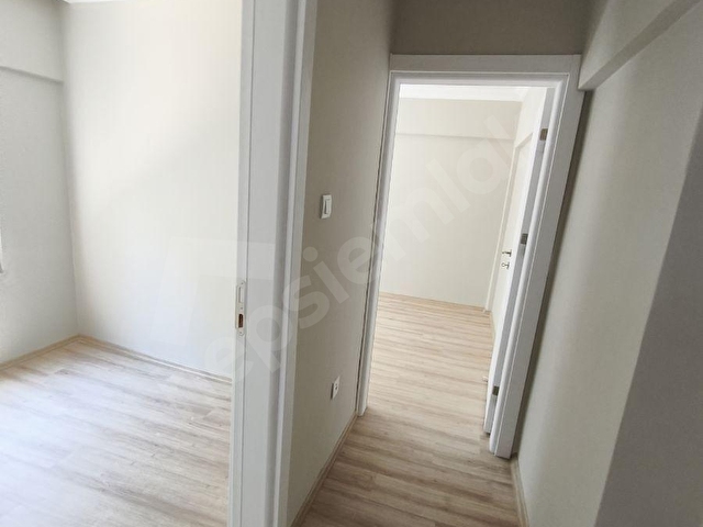 Kemeraltı Mah. Merkezi yerde 2+1 kiralık daire - Görsel 18