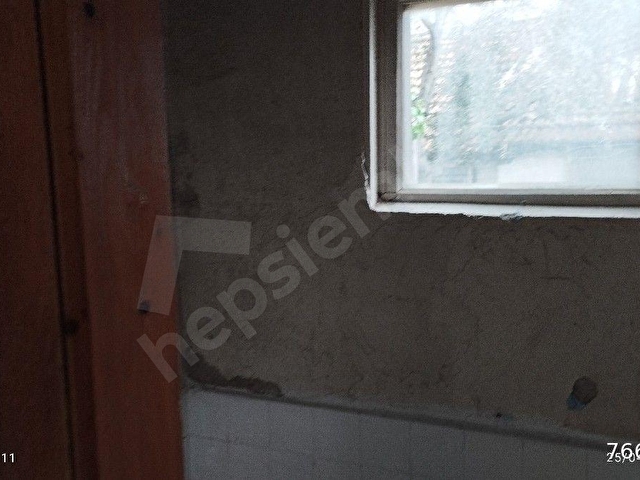 İZNİK YENİ MAHALLEDE TEKKATLI MÜSTAKİL EV VE ARSASI SATILIKTIR. - Görsel 15