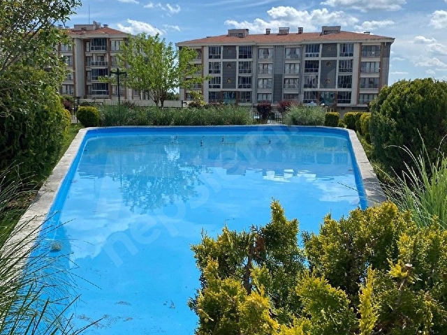 SAHİBİNDEN KONAKKALE WEST SİTESİNDE EŞYALI 2+1
