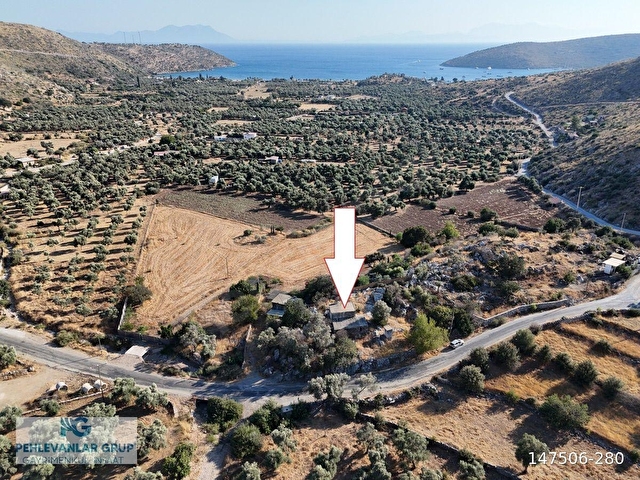 Milas Çökertmede Deniz Manzaralı Tapulu 800m2 Müstakil Taş Ev - Görsel 5