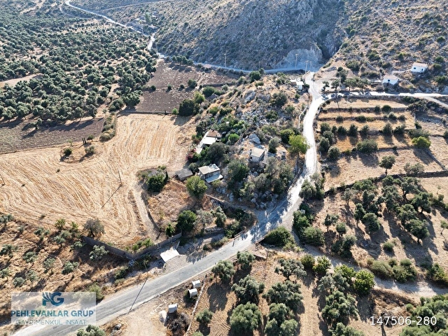 Milas Çökertmede Deniz Manzaralı Tapulu 800m2 Müstakil Taş Ev - Görsel 14