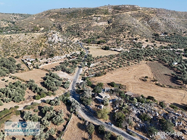 Milas Çökertmede Deniz Manzaralı Tapulu 800m2 Müstakil Taş Ev - Görsel 22