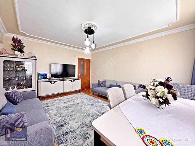 Home Vizyon dan Bahçelievler Zafer Satılık Geniş Ferah 2+1 Daire.