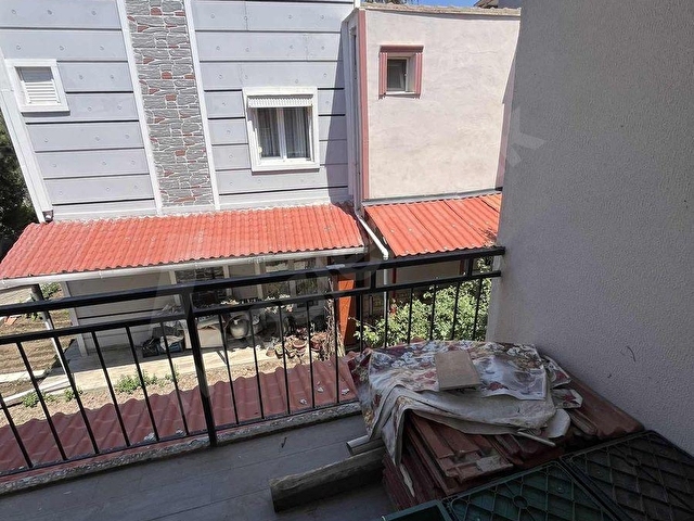 YENİFOÇADA SİTE İÇERİSİNDE TRİPLEKS VİLLA - Görsel 14