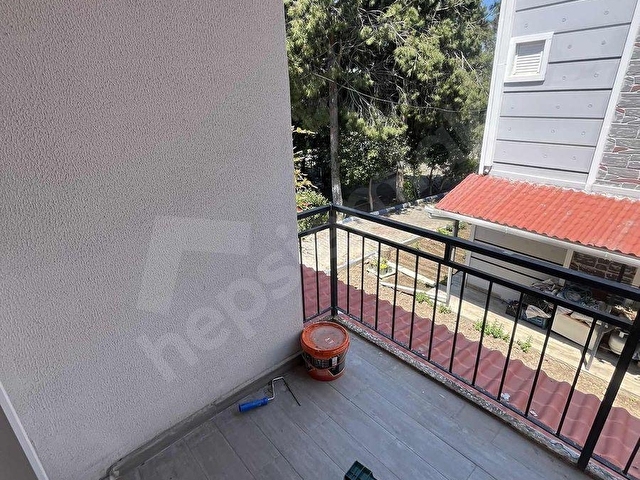 YENİFOÇADA SİTE İÇERİSİNDE TRİPLEKS VİLLA - Görsel 13