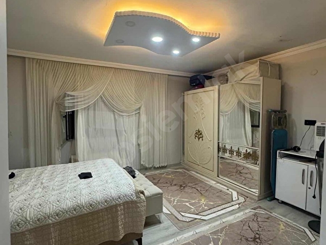 SİLİVRİ AKÖRENDE İÇİNDE EVİ OLAN 2895 M2 YERİ BELLİ ARAZİ - Görsel 14