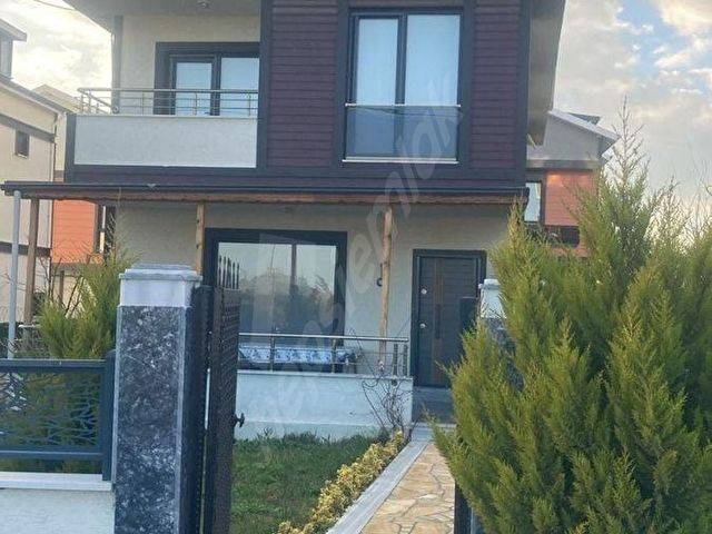 Tekirdağ yeniçiftlik te müstakil 5+1 villa - Görsel 2