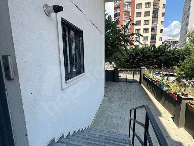 Çekmeköyde 7 Yıllık Binada Asansörlü 45 m² 1+1 Kiralık Daire - Görsel 12