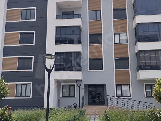 KONYA SELÇUKLU BEYHEKİM CAD. YÜKSEK GİRİŞ SATILIK 3+1 DAİRE - Görsel 3