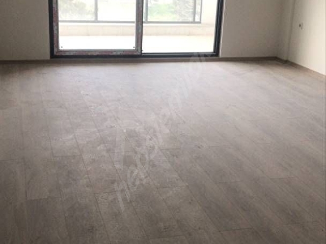 Yeni yapılmış büyük daire - Görsel 11