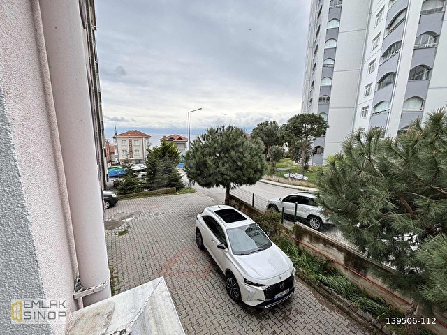 Zeytinlik Mahallesinde 110m2 Boş Kiralık Daire