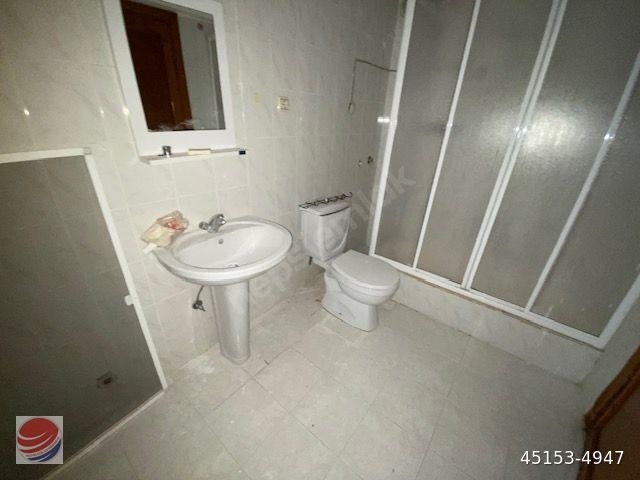 ULUS SİTESİNDE ARAKAT KAPALI OTOPARKLI 3+1 KİRALIK DAİRE . - Görsel 12