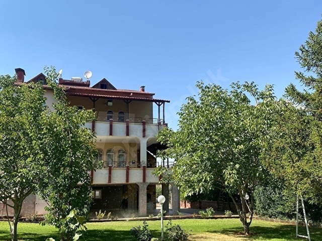 KIZILHİSARIN EN PRESTİJLİ SİTESİNDE, SATILIK 4+1 VİLLA 950 m2 - Görsel 4