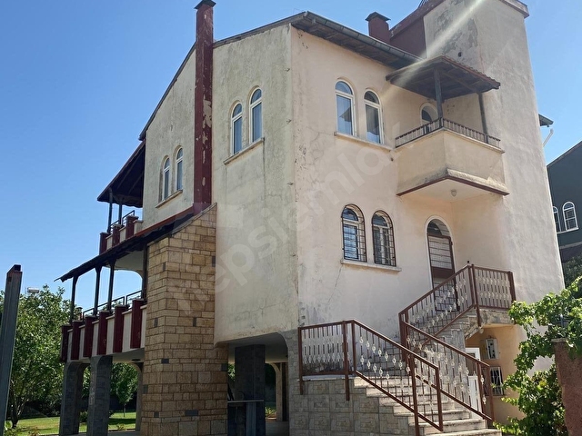 KIZILHİSARIN EN PRESTİJLİ SİTESİNDE, SATILIK 4+1 VİLLA 950 m2 - Görsel 2