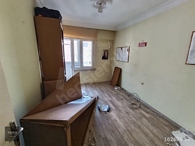 ÇAMLIBELDE ASANSÖRLÜ YARI EŞYALI KİRALIK OFIS - Görsel 14