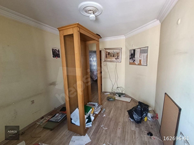 ÇAMLIBELDE ASANSÖRLÜ YARI EŞYALI KİRALIK OFIS - Görsel 18