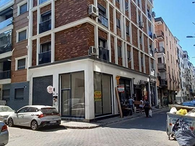 KARŞIYAKA ALAYBEYDE MERKEZİ KONUMDA 1+1 KİRALIK DAİRE