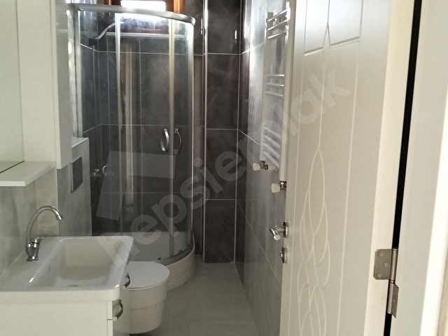 ÇELEBİ EMLAKTAN TEK BLOKLU SİTEDE SATILIK DAİRE - Görsel 5