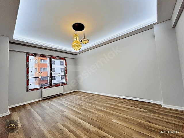 2+1YATİRİMLİK SATİLİK KİREDİYE UYGUN DAİRE BOSDAİRE