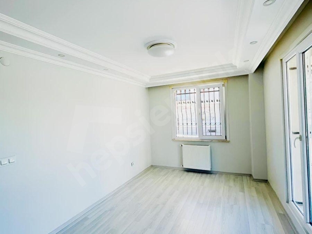 KURTKÖY MERKEZ DE METROYA YAKIN KİRALIK 2+1 BOŞ DAİRE - Görsel 3