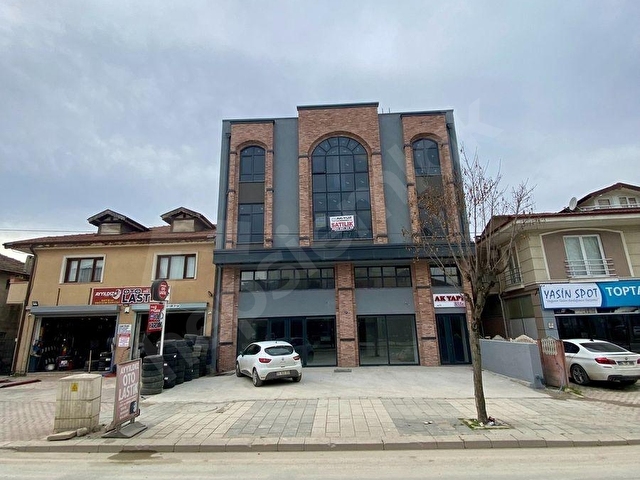 Sedat Kirtetepe Caddesinde Kiralık Stüdyo Ofis - Görsel 26