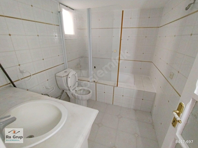 KARŞIYAKA GİRNE BULVARI YAKINI 154 M2 BAKIMLI 3+1 DAİRE Ö-19 - Görsel 30