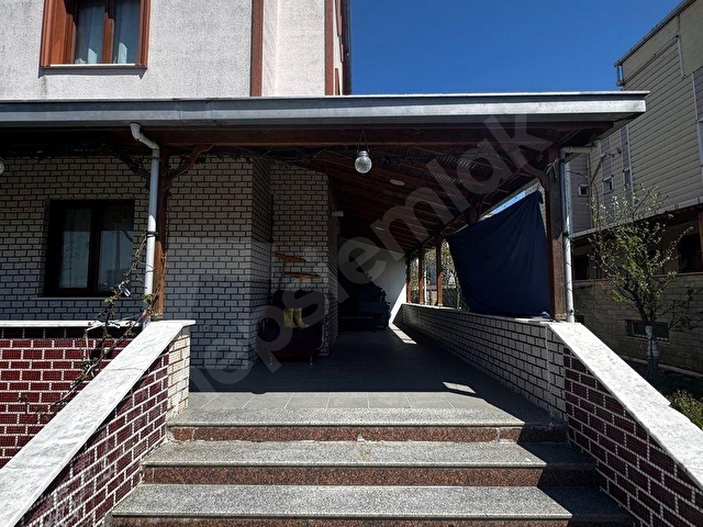 ARNAVUTKOY BOLLUCA SİTE İÇERİSİNDE 500mt2 ARSAYA KURULU MUSTAKİL KİRALIK VİLLA - Görsel 6