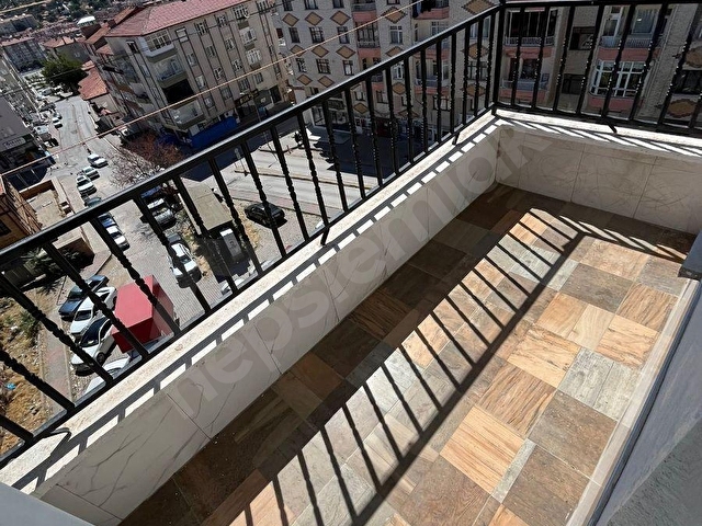 KONUT ER EMLAKTAN MERKEZİ KONUMDA SATILIK 3+1 DAİRE