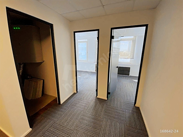 Maslak ta Taşınmaya Hazır Kiralık 1290m2 Ofis Katı - Görsel 17