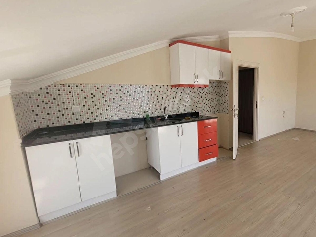 AHATLI DİŞ HAST.KARŞISI 1+1 TERASLI ASANSÖRLÜ AÇIK MUTFAK DAİRE