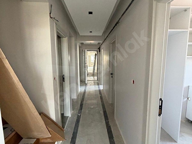 BAYRAMPAŞA YILDIRIM 500 EVLER CADDE ÜZERİNDE 2+1 KİRALIK DAİRE