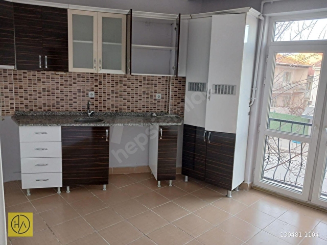 HİLAL AKIN EMLAK’TAN YEŞİLTEPE MAHALLESİ’NDE ÜNİVERSİTEYE YAKIN KİRALIK 2+1 DAİRE - Görsel 2