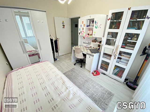 ESGYODAN VİŞNELİK MH MİLLET BAHÇESİ ARKASINDA 3+1 BAKIMLI DAİRE - Görsel 22