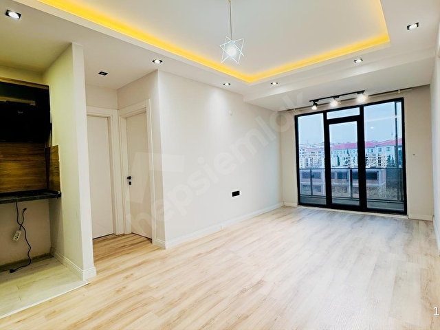 REDSTONEDAN UYSAL BOULEVARD SİTESİNDE BULVAR CEPHE 1+1 DAİRE - Görsel 3