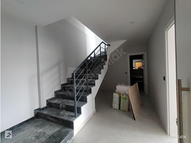 BEYAZ REZİNDANSTA 2+1 DUBLEKS KİRALIK DAİRE - Görsel 14