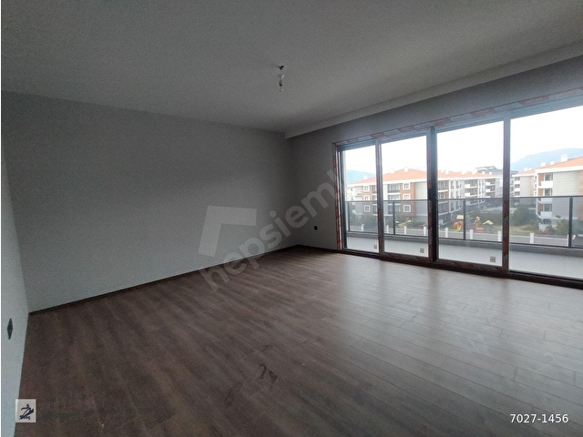 BEYAZ REZİNDANSTA 2+1 DUBLEKS KİRALIK DAİRE - Görsel 7