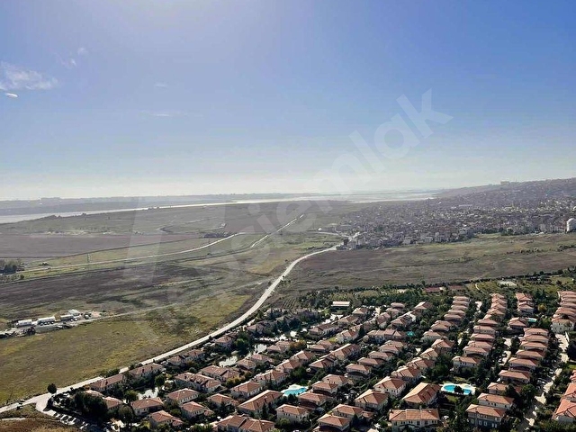 BAHÇEŞEHİR GÖL PANAROMA YÜKSEK KAT DEN. MAN SATILIK EŞYALI DAİRE - Görsel 8